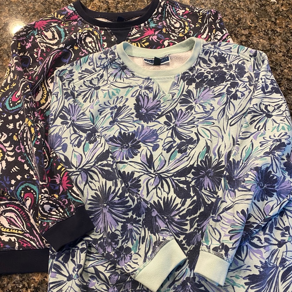 Karen Scott Graphic Crewneck Sweatshirt - lot of 2 - Women’s size XL Petite